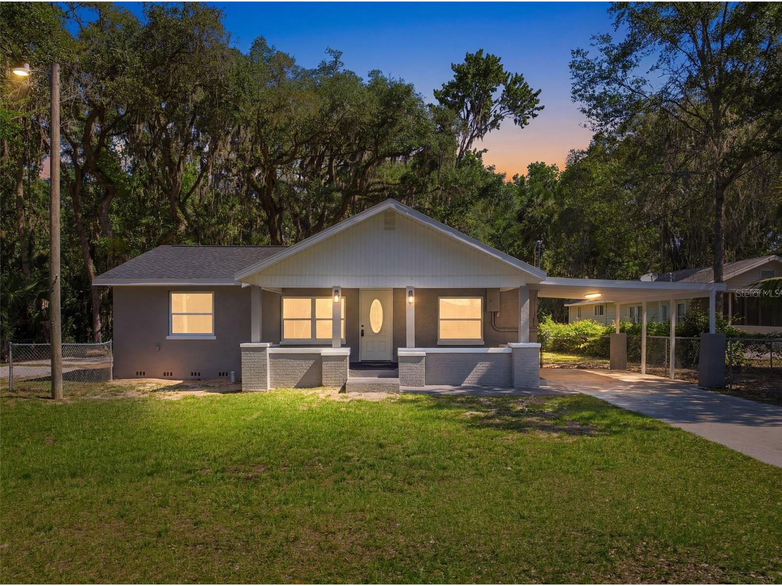 317 NE 13th Terrace Crystal River FL 34428 W7885506 image1