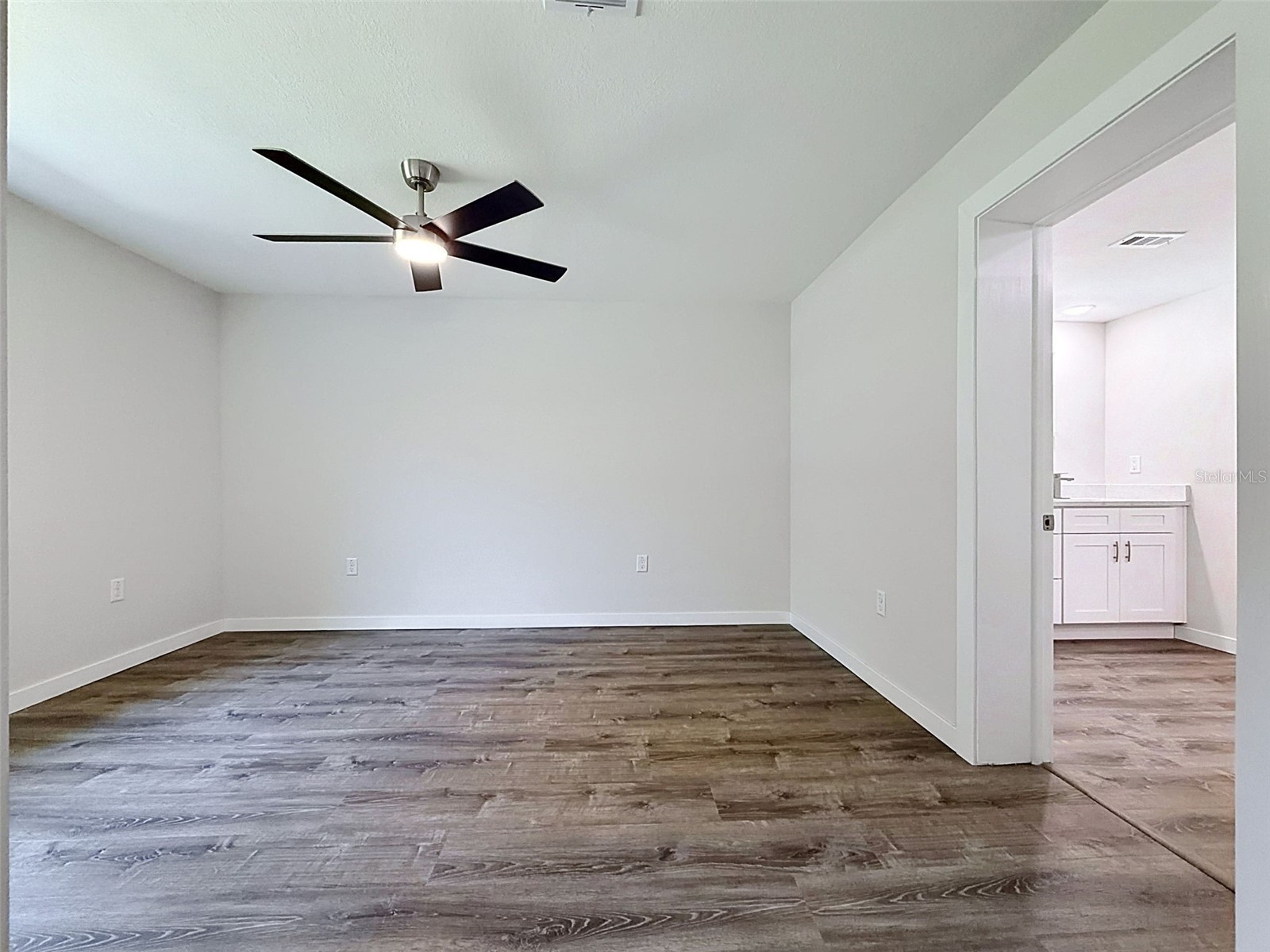 317 NE 13th Terrace Crystal River FL 34428 W7885506 image10