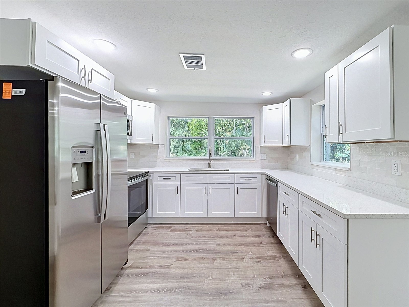 317 NE 13th Terrace Crystal River FL 34428 W7885506 image5