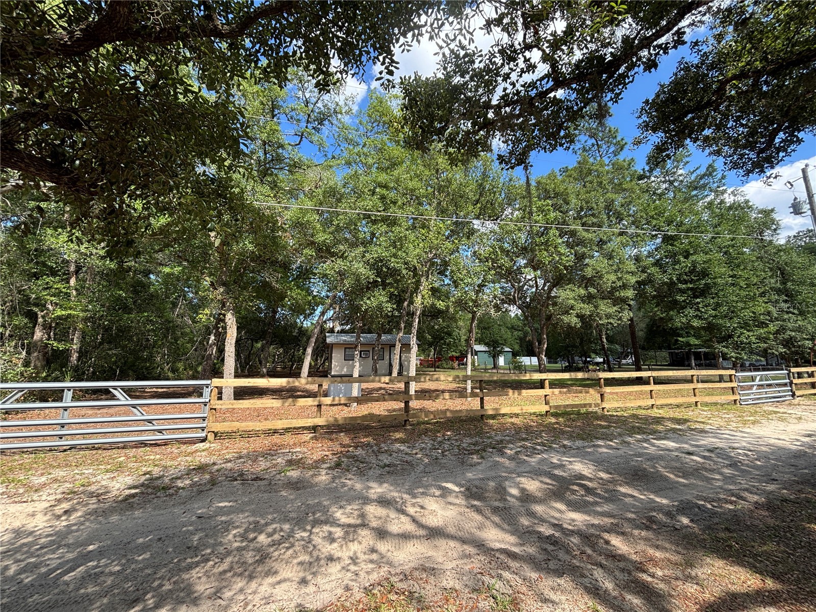 317 NE 172nd Avenue Silver Springs FL 34488 OM724965 image11