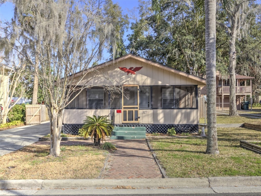317 NE Sanchez Avenue Ocala FL 34470 - LAKE TUSCAWILLA OM694374 image1