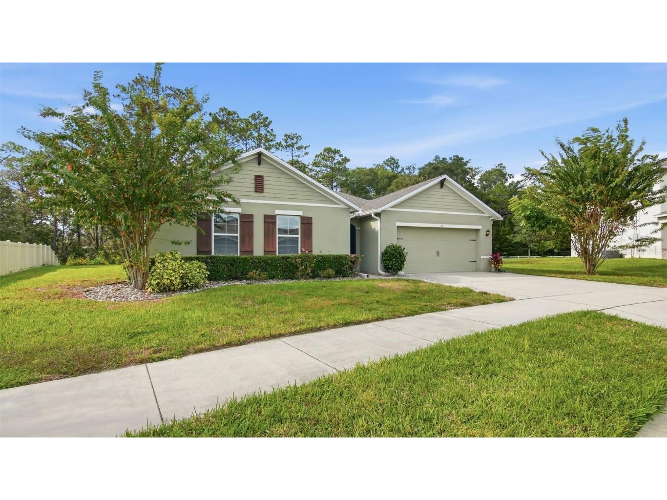 317 Nowell Loop Deland FL 32724 V4945758 image2