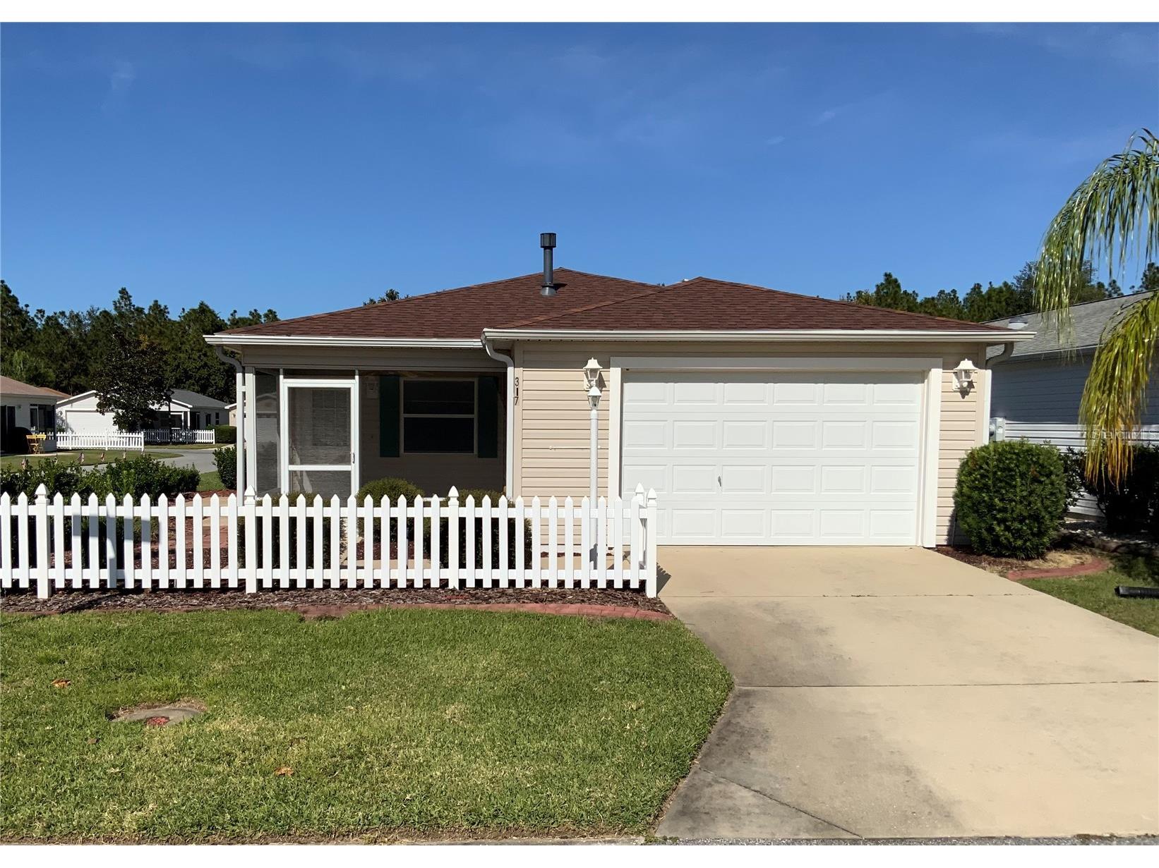 317 Rowesville Lane The Villages FL 32162 G5104525 image1