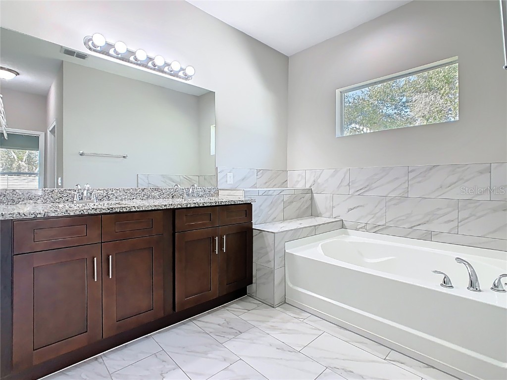 317 Salmon Court Kissimmee FL 34759 O6293662 image14