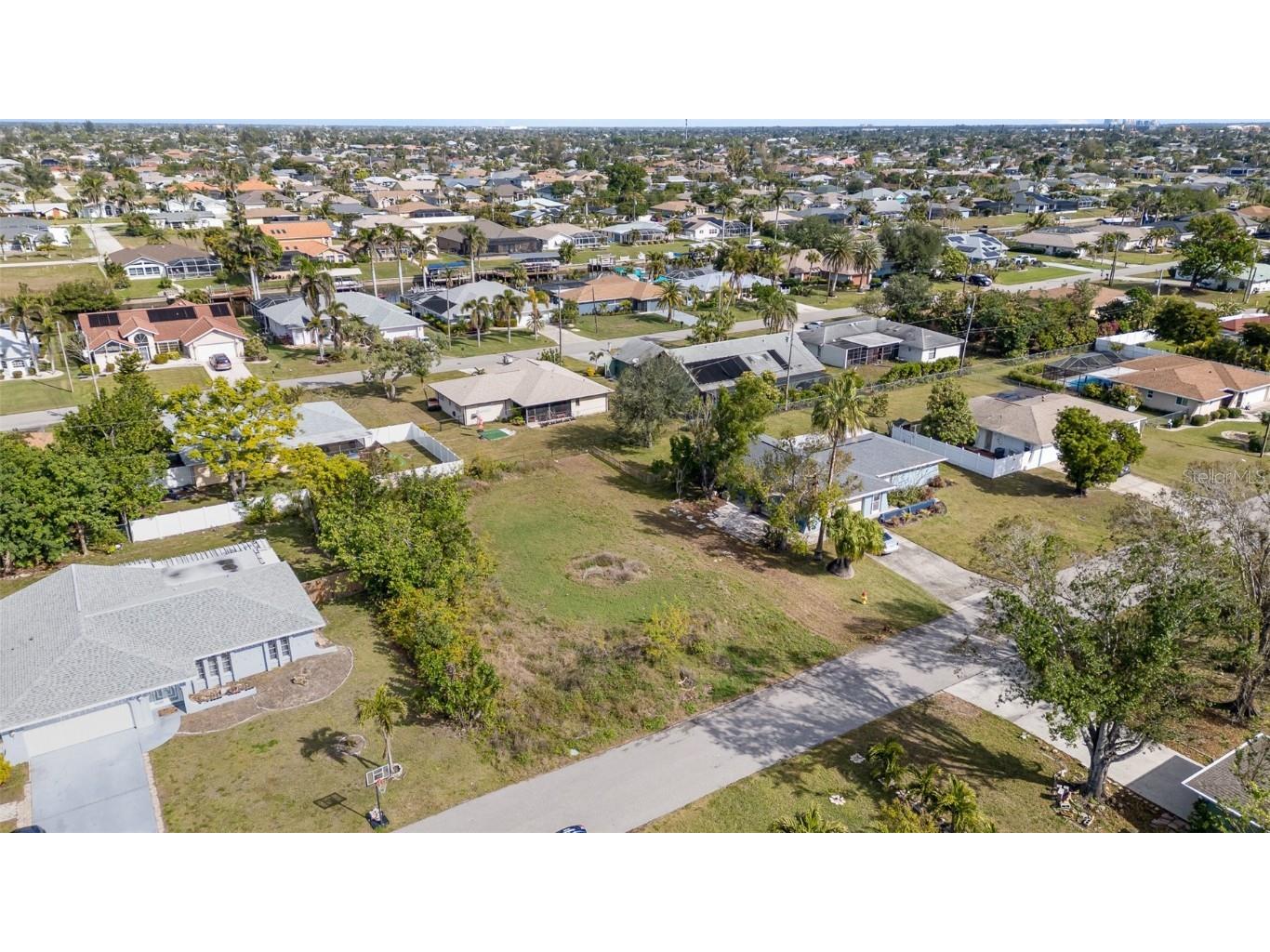 317 SE 32nd Terrace Cape Coral FL 33904 TB8342958 image11