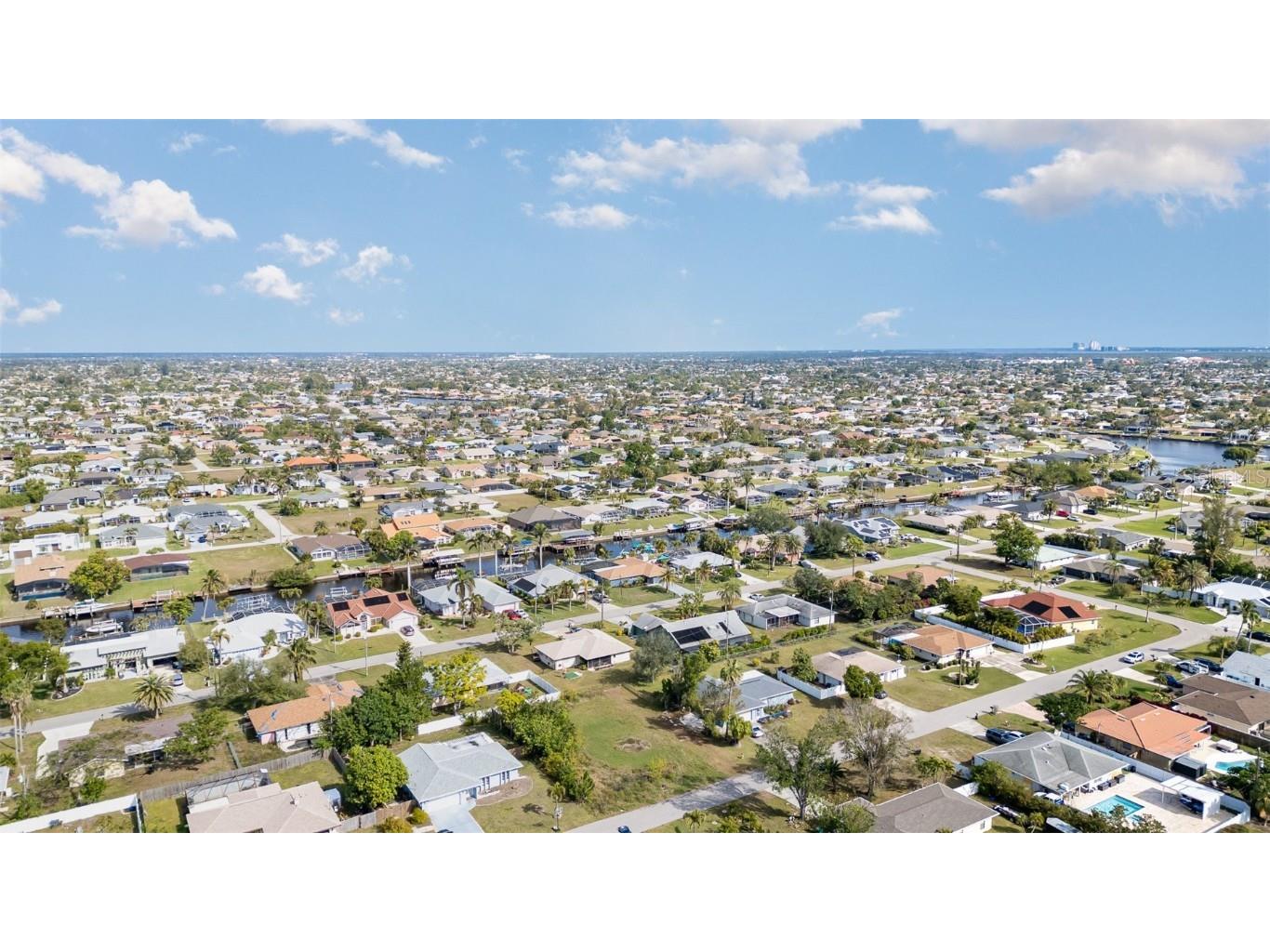 317 SE 32nd Terrace Cape Coral FL 33904 TB8342958 image4