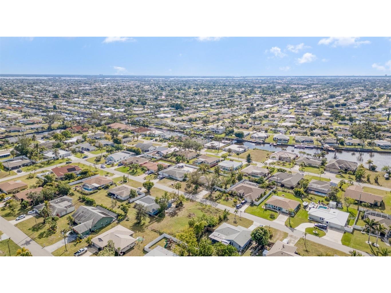 317 SE 32nd Terrace Cape Coral FL 33904 TB8342958 image5