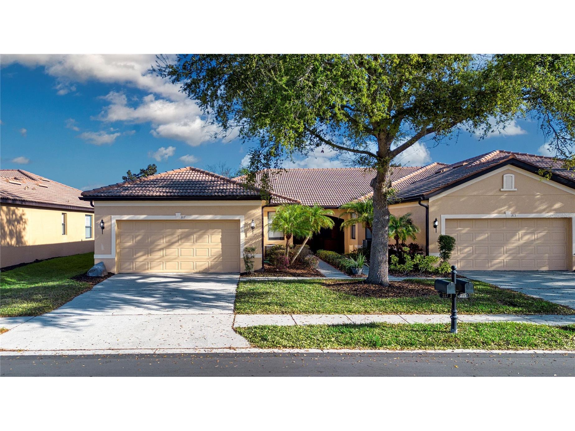 317 Seneca Falls Drive Apollo Beach FL 33572 TB8481698 image1