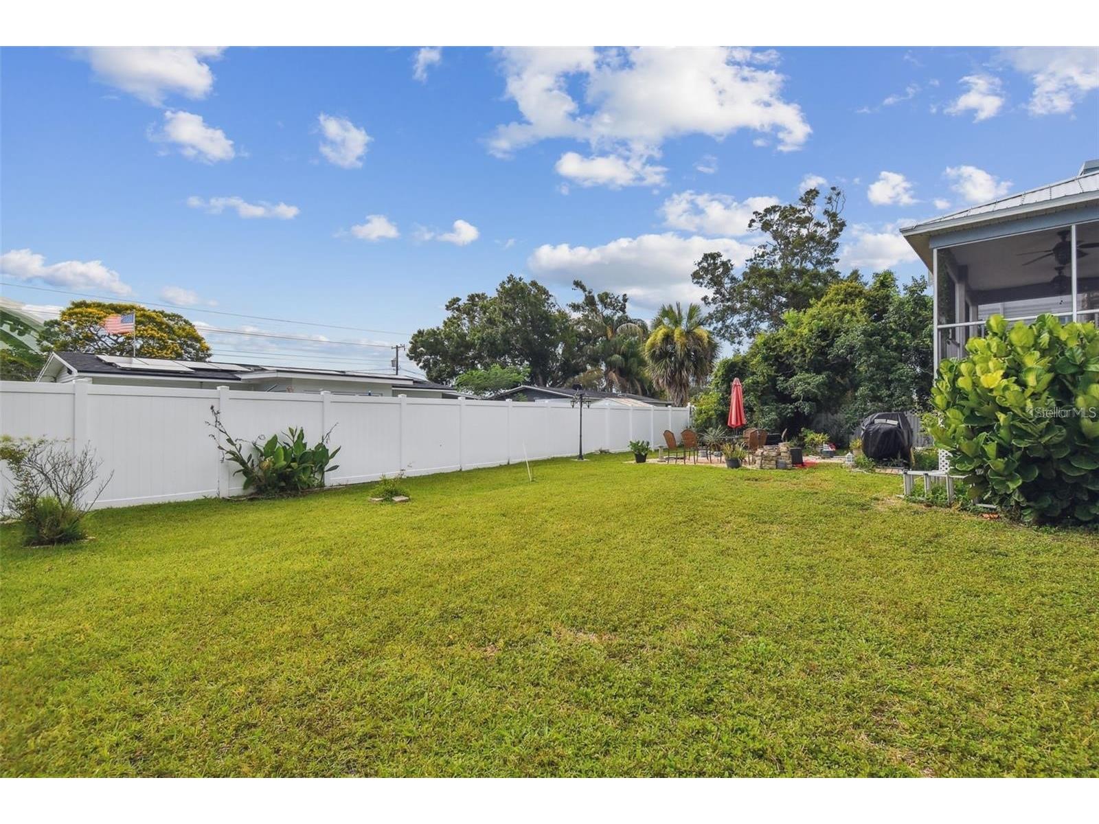 317 Shore Drive E Oldsmar FL 34677 FC315737 image25