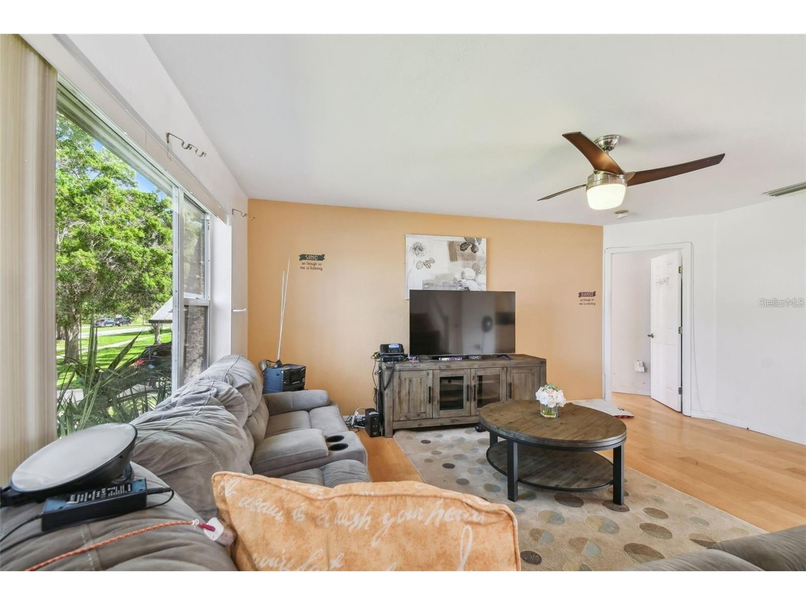 317 Shore Drive E Oldsmar FL 34677 FC315737 image30