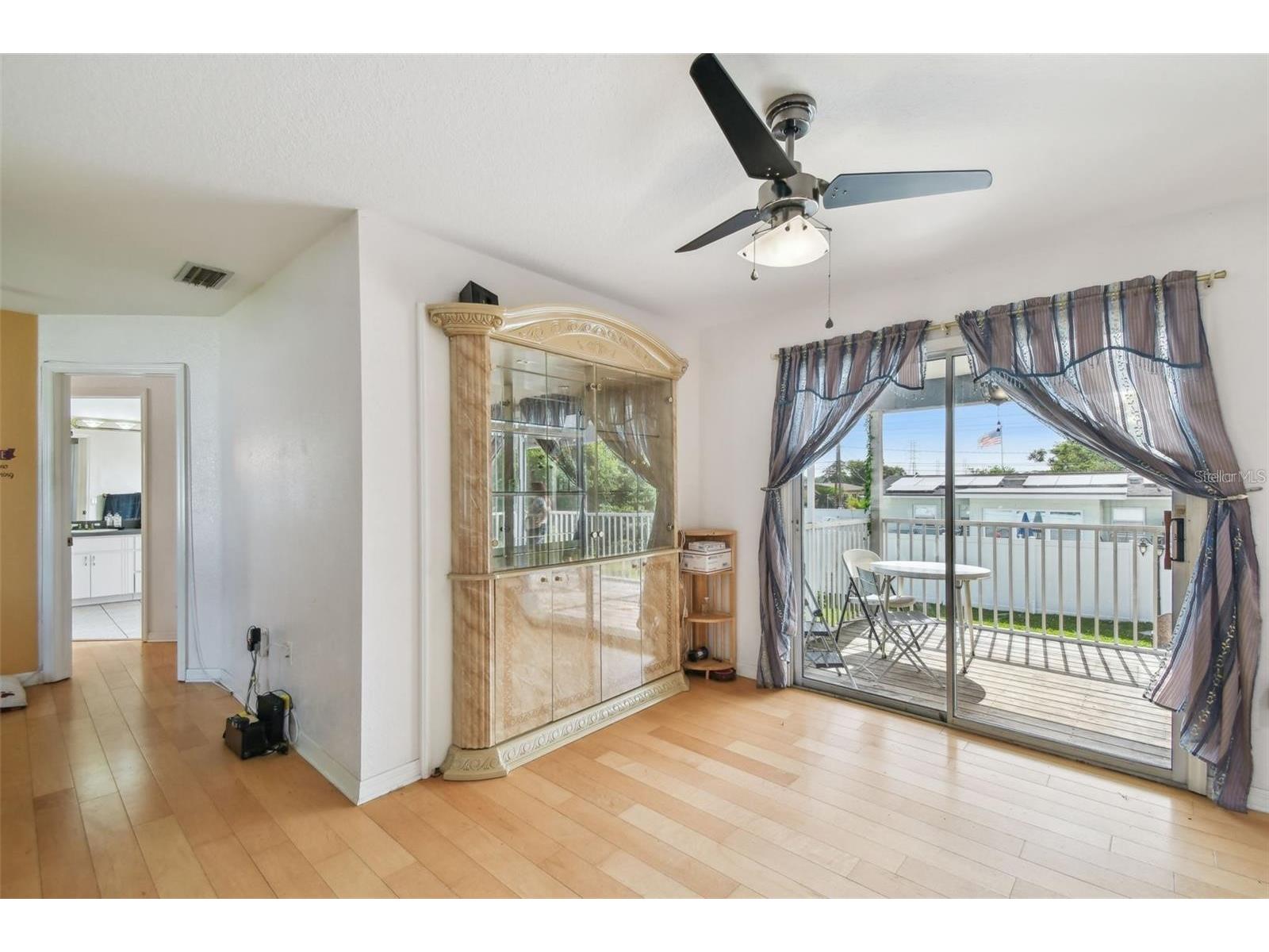 317 Shore Drive E Oldsmar FL 34677 FC315737 image36