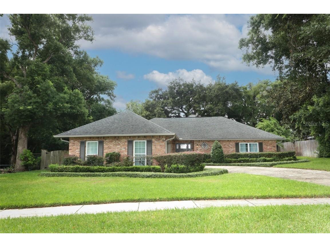 317 Spring Valley Drive Altamonte Springs FL 32714 O6229654 image1