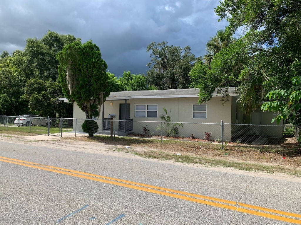 317 W Euclid Avenue Deland FL 32720 O6047955 image1