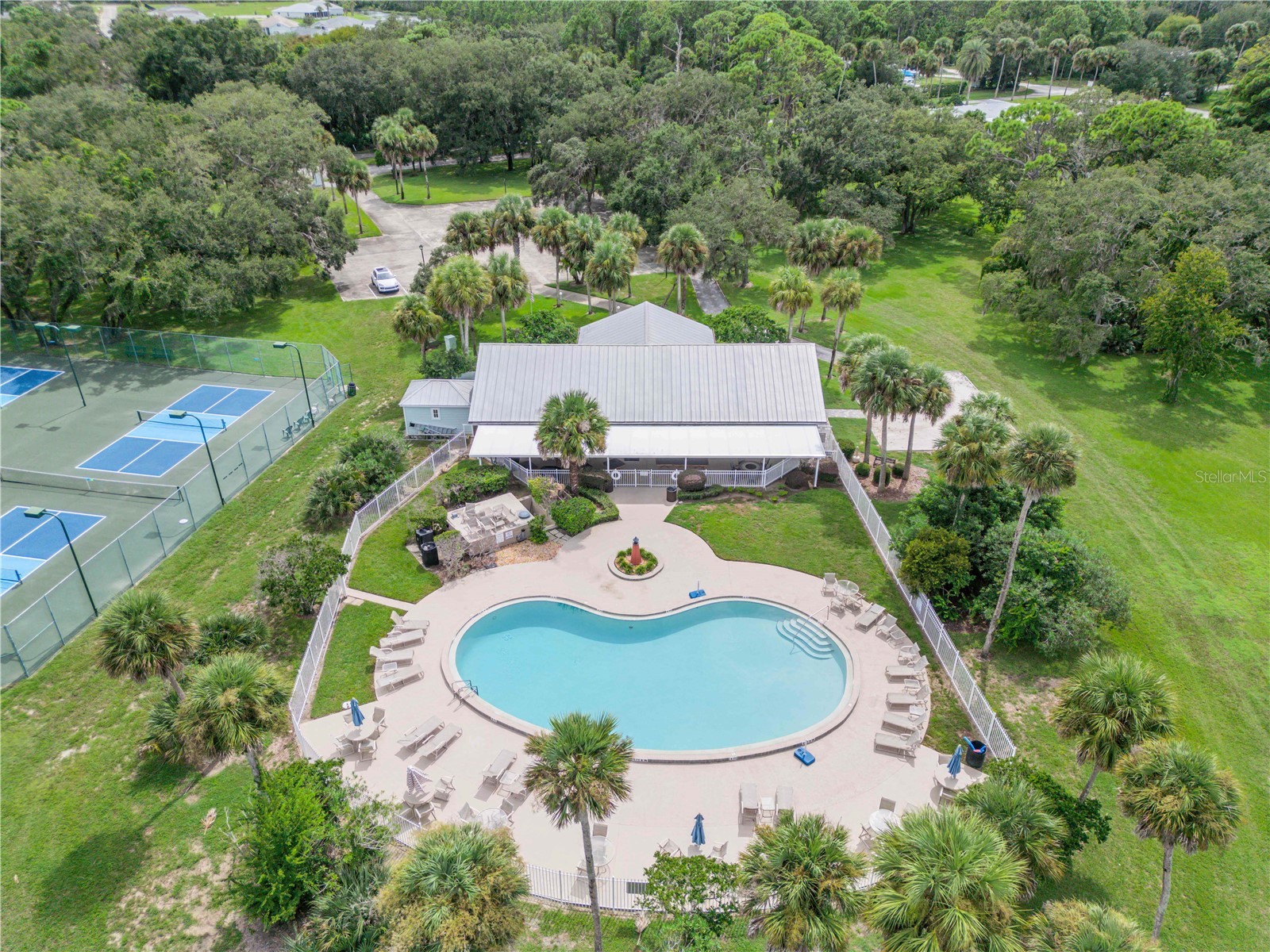 317 Water Landing Drive Oak Hill FL 32759 NS1088003 image3