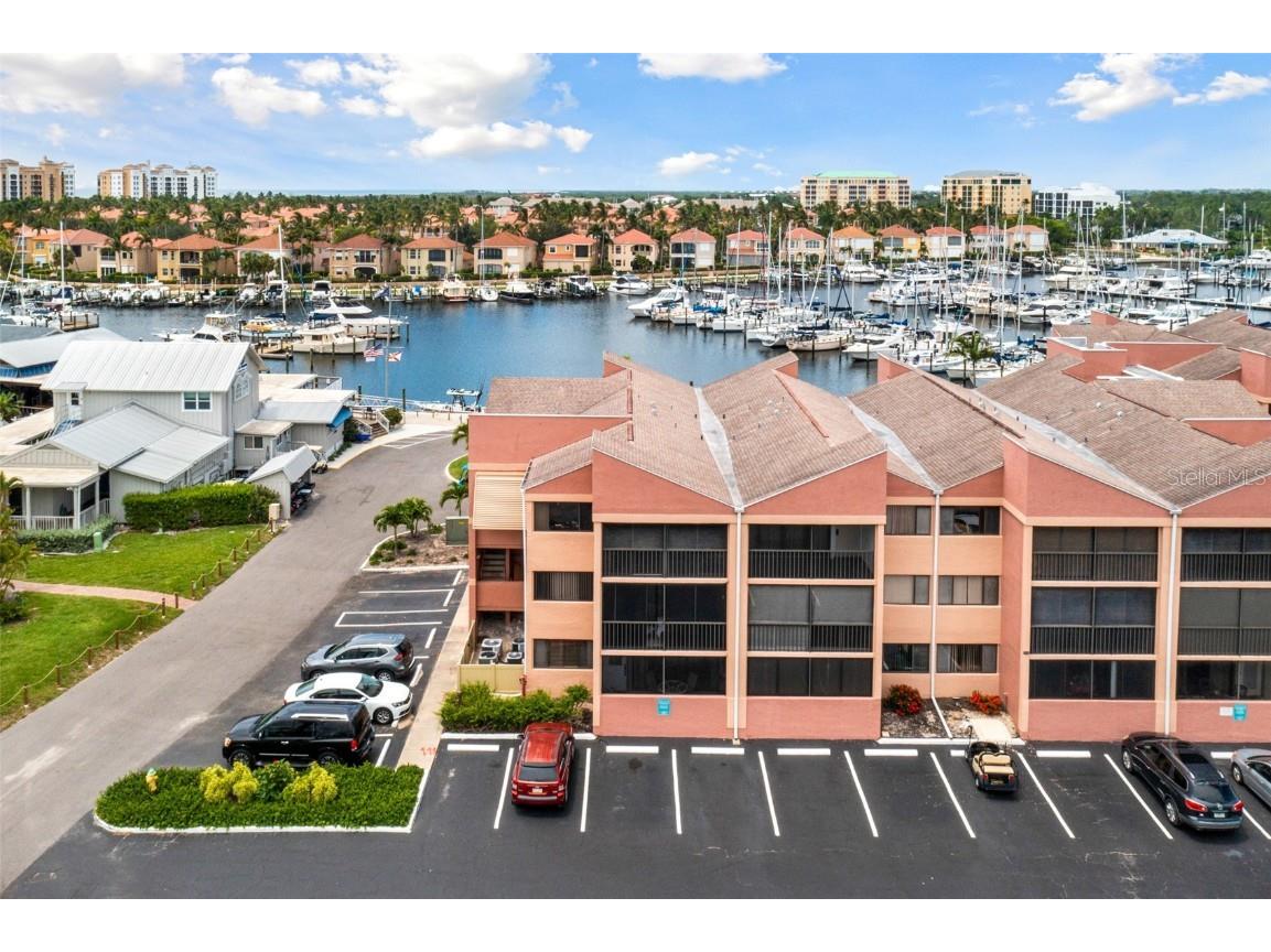 3170 Matecumbe Key Road #111 Punta Gorda FL 33955 - CHARLOTTE HARBOR A4672869 image1