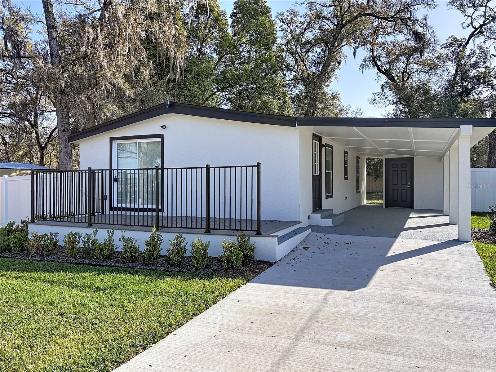 31700 Orange Street Sorrento FL 32776 G5109442 image2