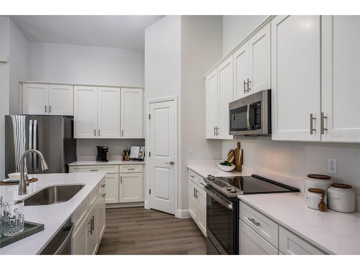 31702 Chateau Manor Lane Wesley Chapel FL 33545 TB8445317 image3