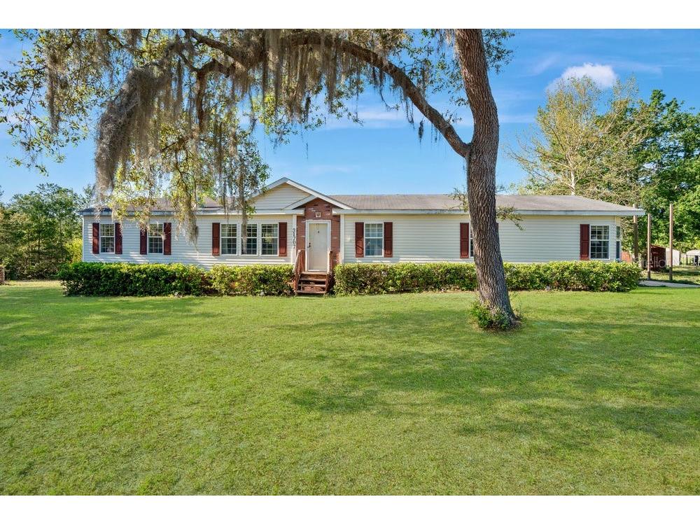 31707 Leslie Drive Deland FL 32720 - HANNA LAKE O6190014 image1