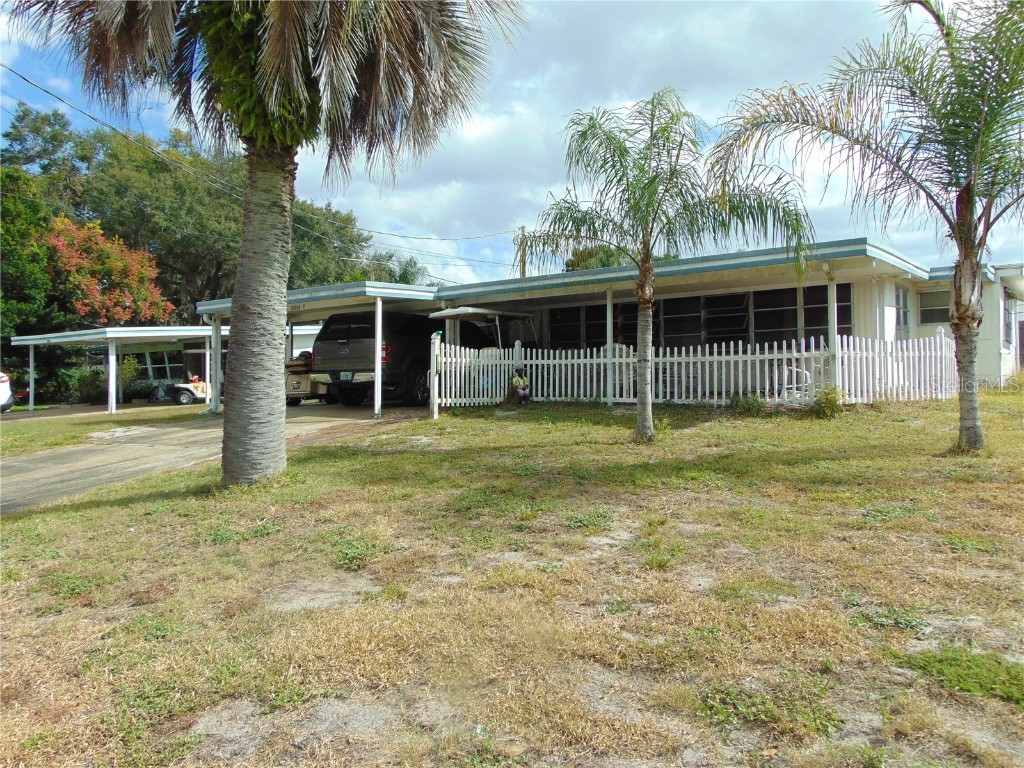 31714 Imperial Drive Tavares FL 32778 - DEAD RIVER/HARRIS CHAIN OF LAK G5074788 image1