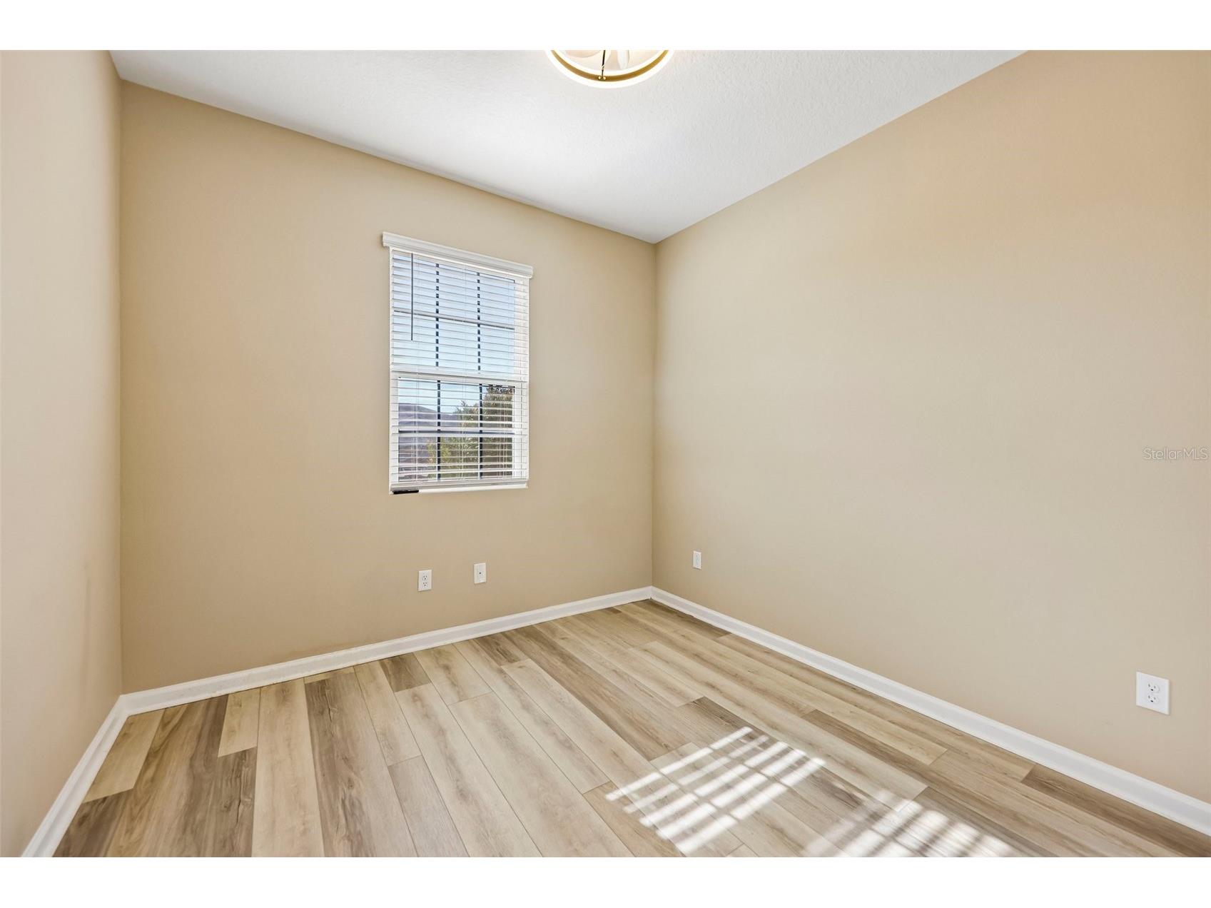 31719 Broadwater Avenue Leesburg FL 34748 G5114325 image16