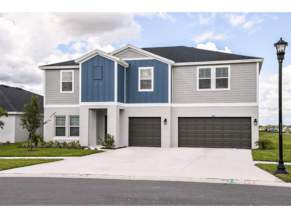 31724 Chateau Manor Lane Wesley Chapel FL 33545 TB8445326 image1