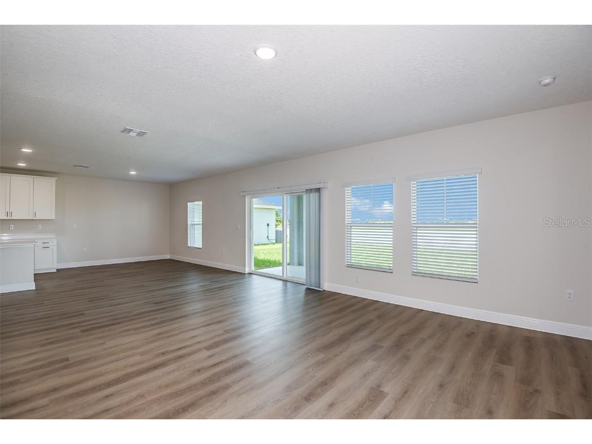 31724 Chateau Manor Lane Wesley Chapel FL 33545 TB8445326 image12