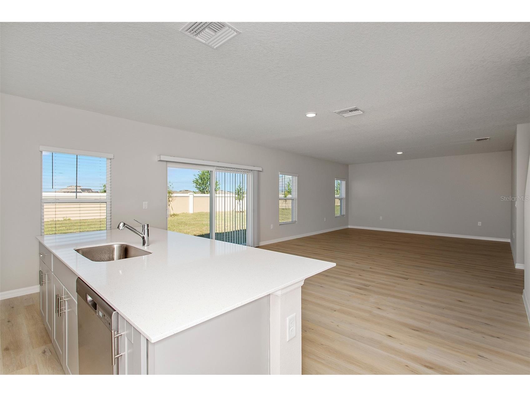 31725 Oyster Trellis Lane Wesley Chapel FL 33545 TB8514173 image14