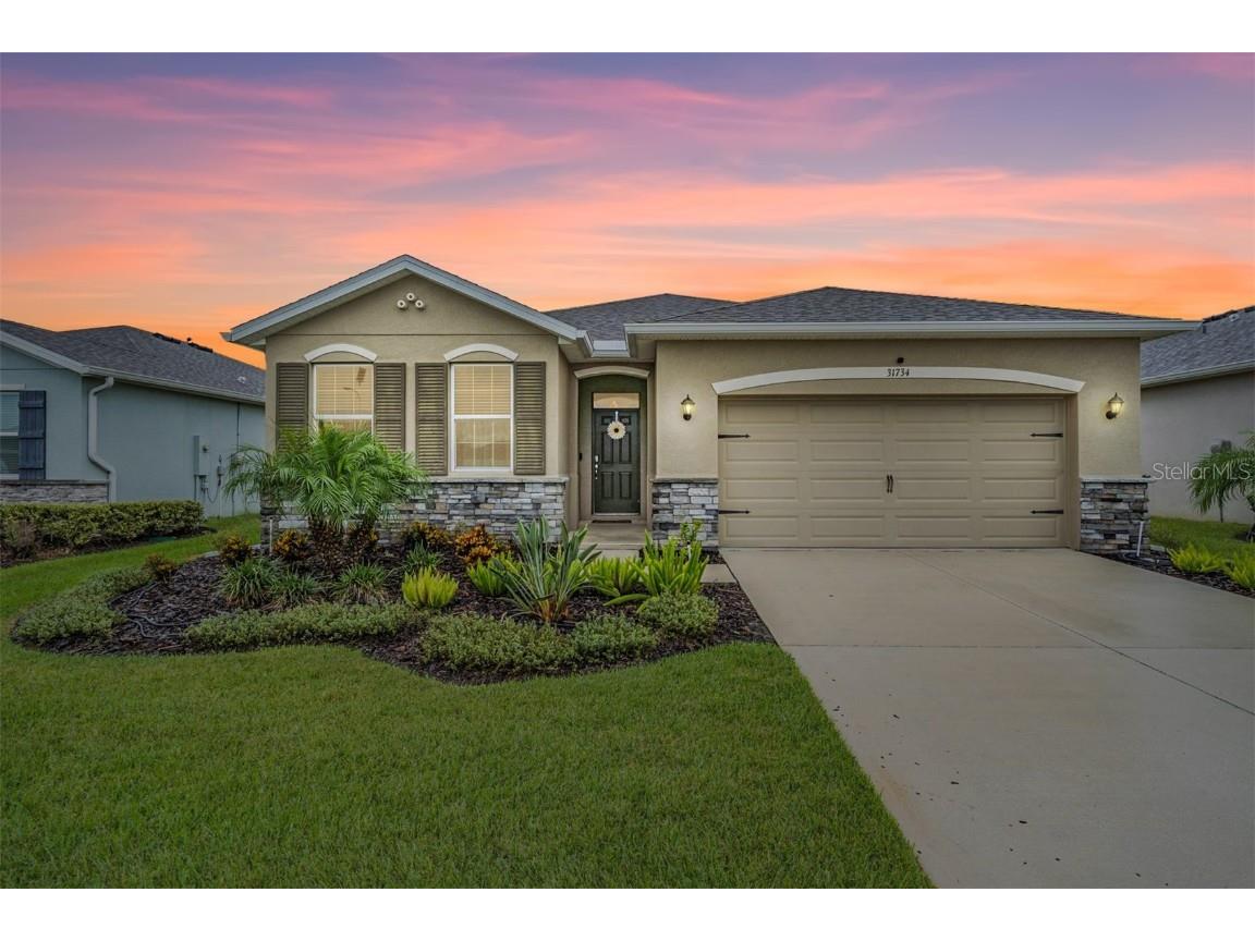31734 Tansy Bend Wesley Chapel FL 33545 - CRYSTAL LAGOON COMMUNITY T3478721 image1