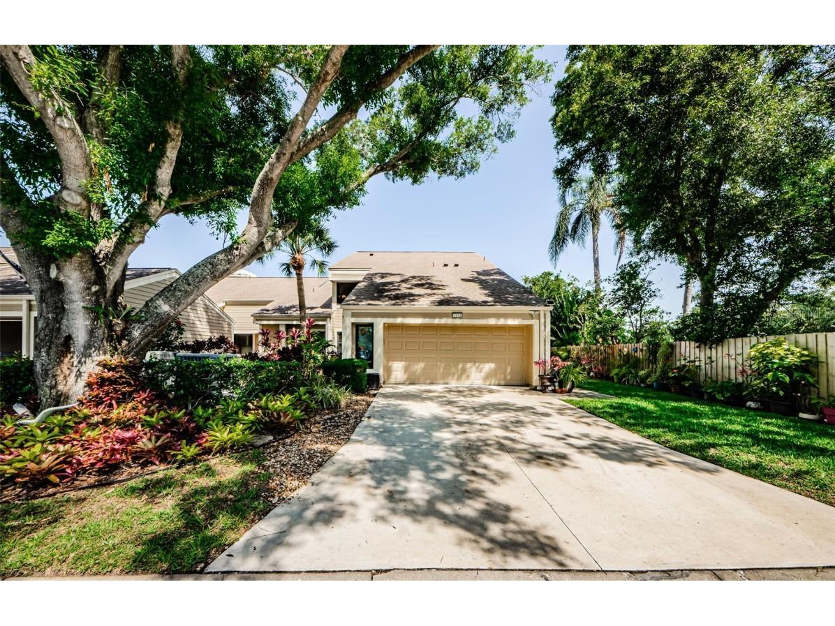3174 Eagles Landing Circle W #58 Clearwater FL 33761 TB8386056 image1