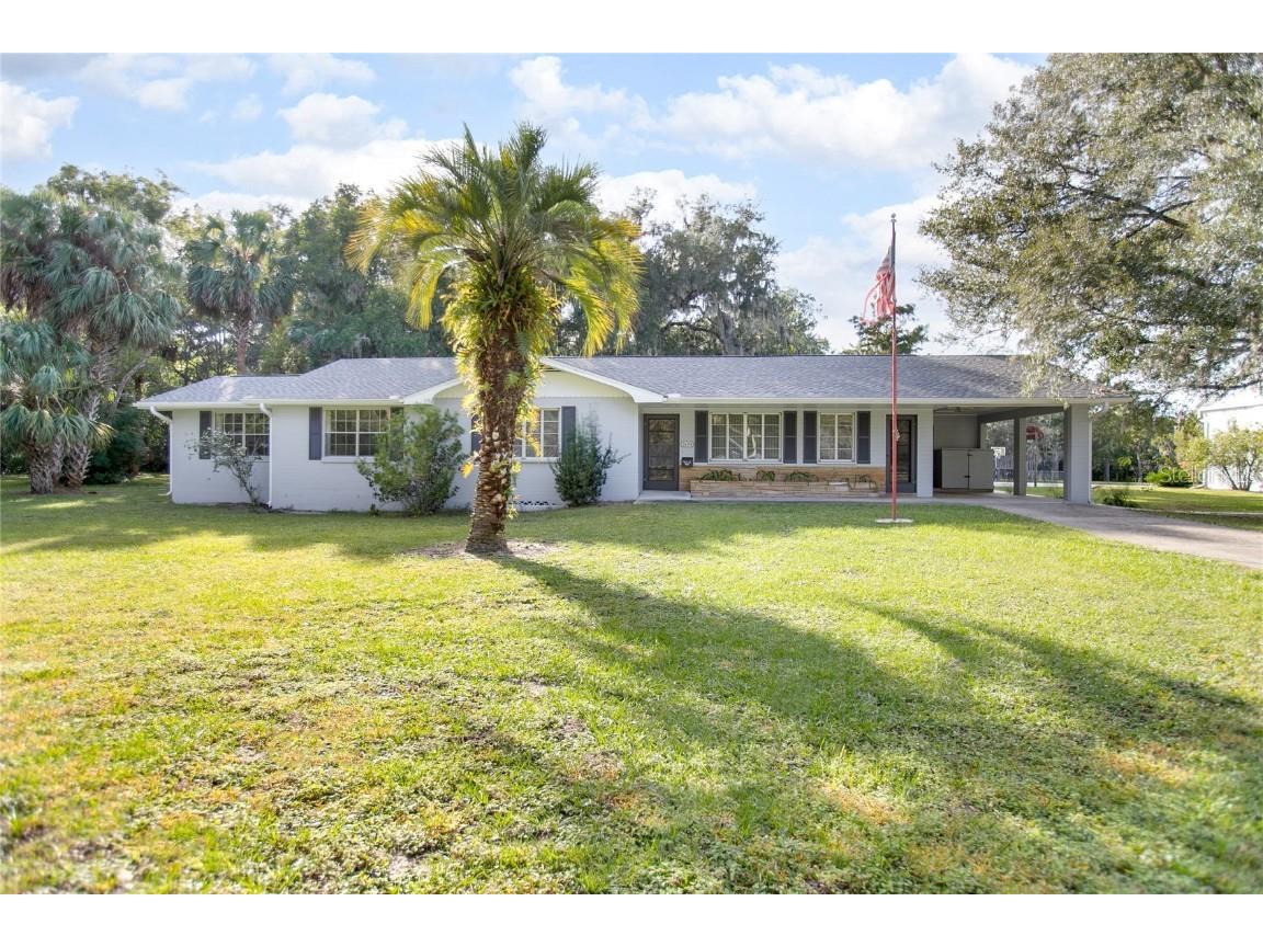 3174 Grand Avenue Deland FL 32720 V4945861 image1