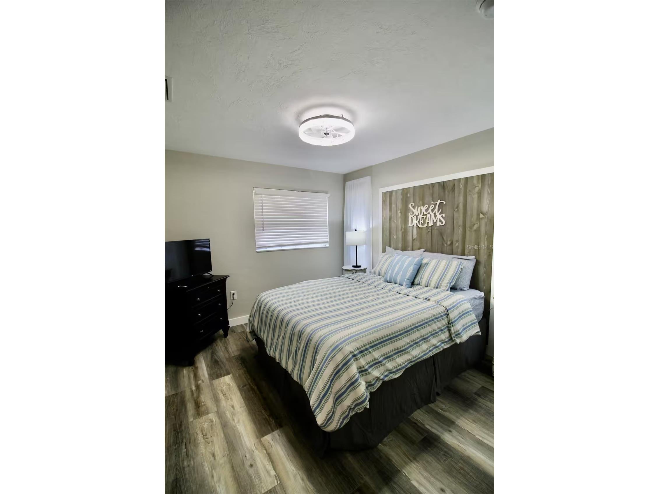 3174 Jennings Drive Sarasota FL 34239 A4677727 image27