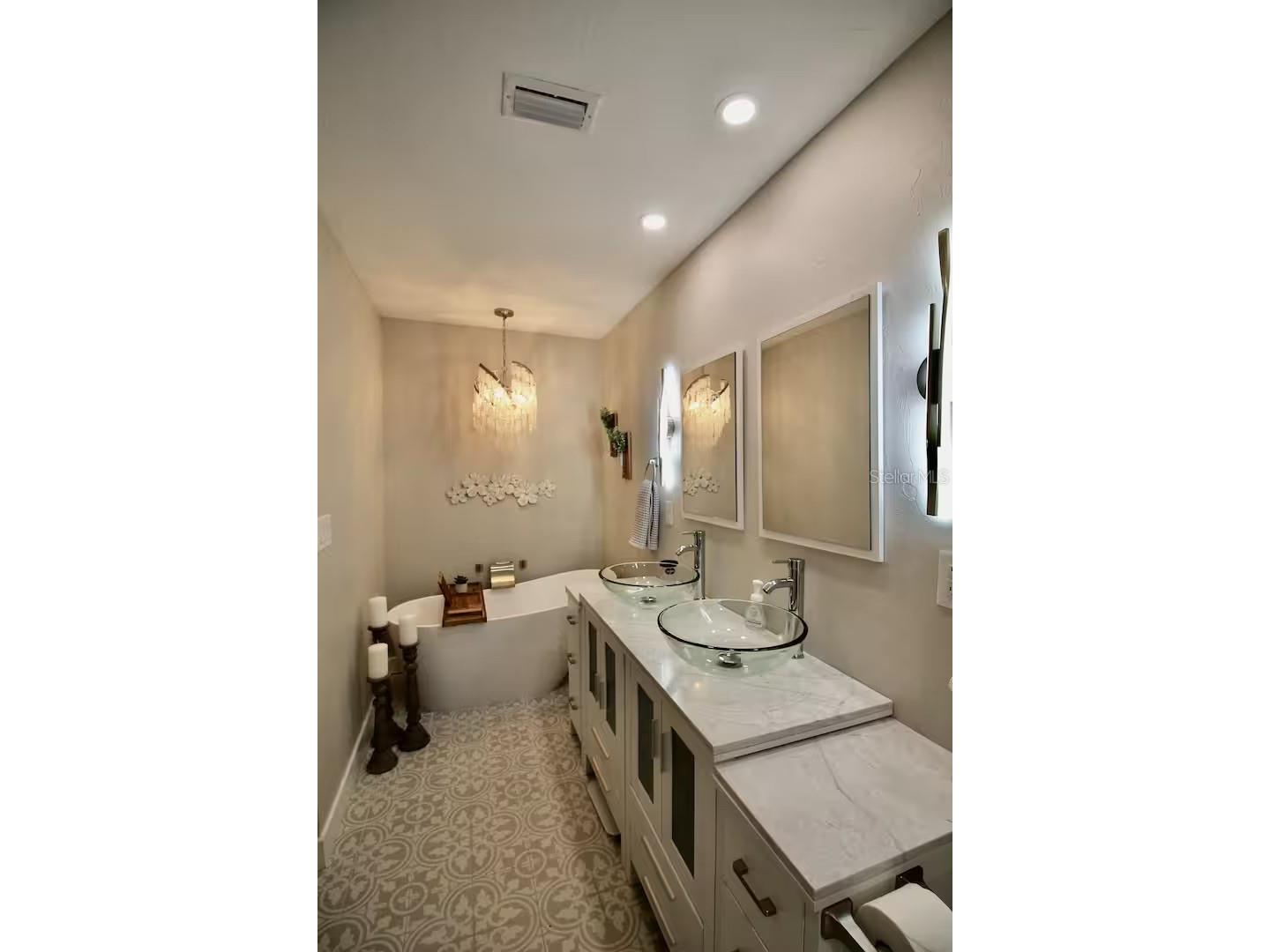 3174 Jennings Drive Sarasota FL 34239 A4677727 image31