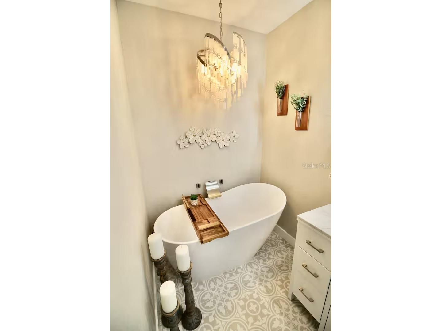 3174 Jennings Drive Sarasota FL 34239 A4677727 image32