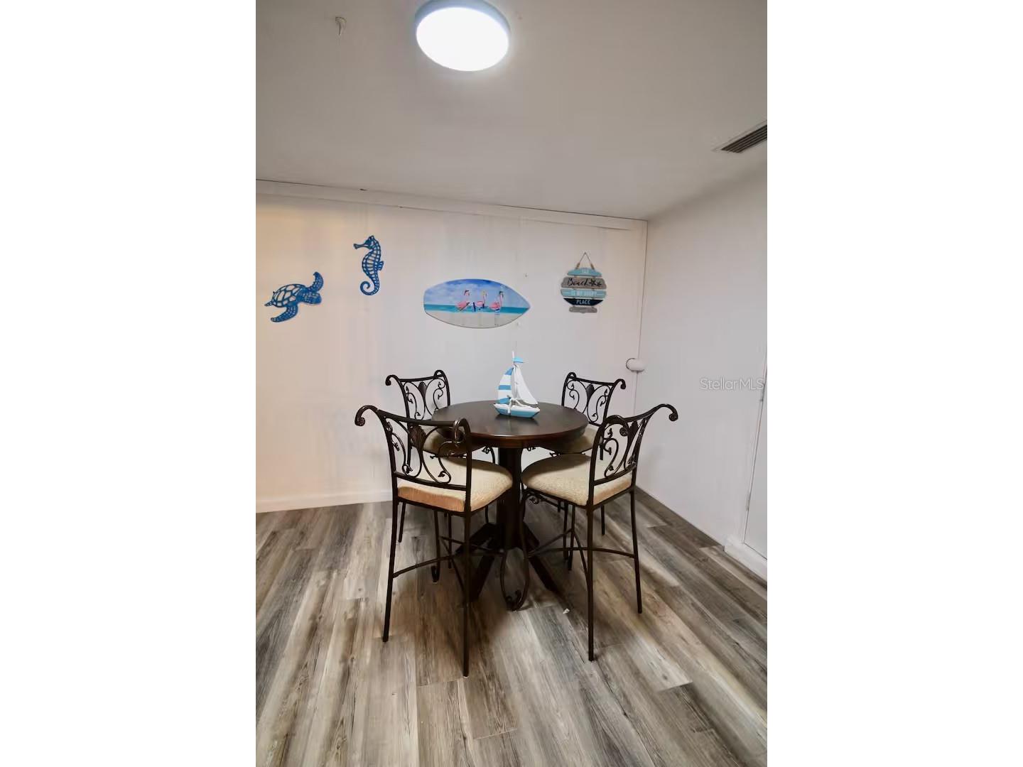 3174 Jennings Drive Sarasota FL 34239 A4677727 image37