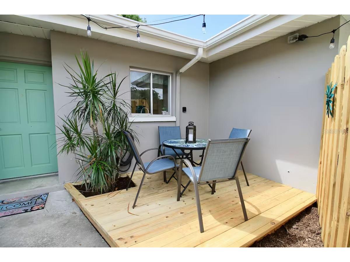 3174 Jennings Drive Sarasota FL 34239 A4677727 image4