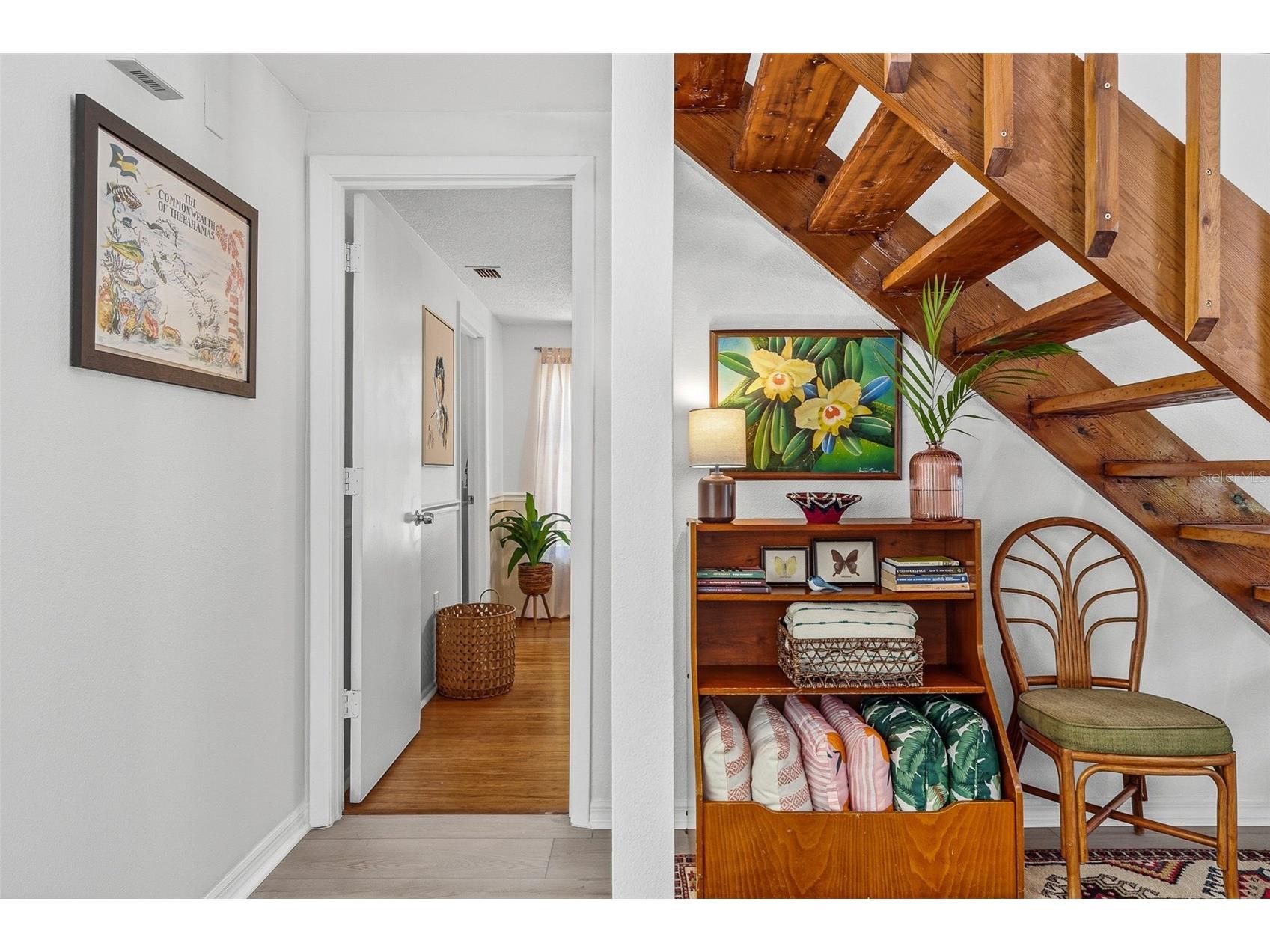3174 Peachtree Street Sarasota FL 34231 A4692949 image10