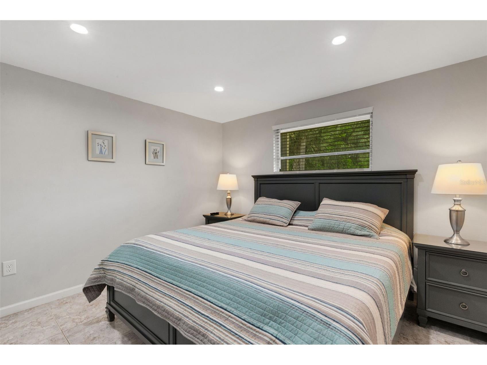 3174 Regatta Circle Sarasota FL 34231 A4689148 image16