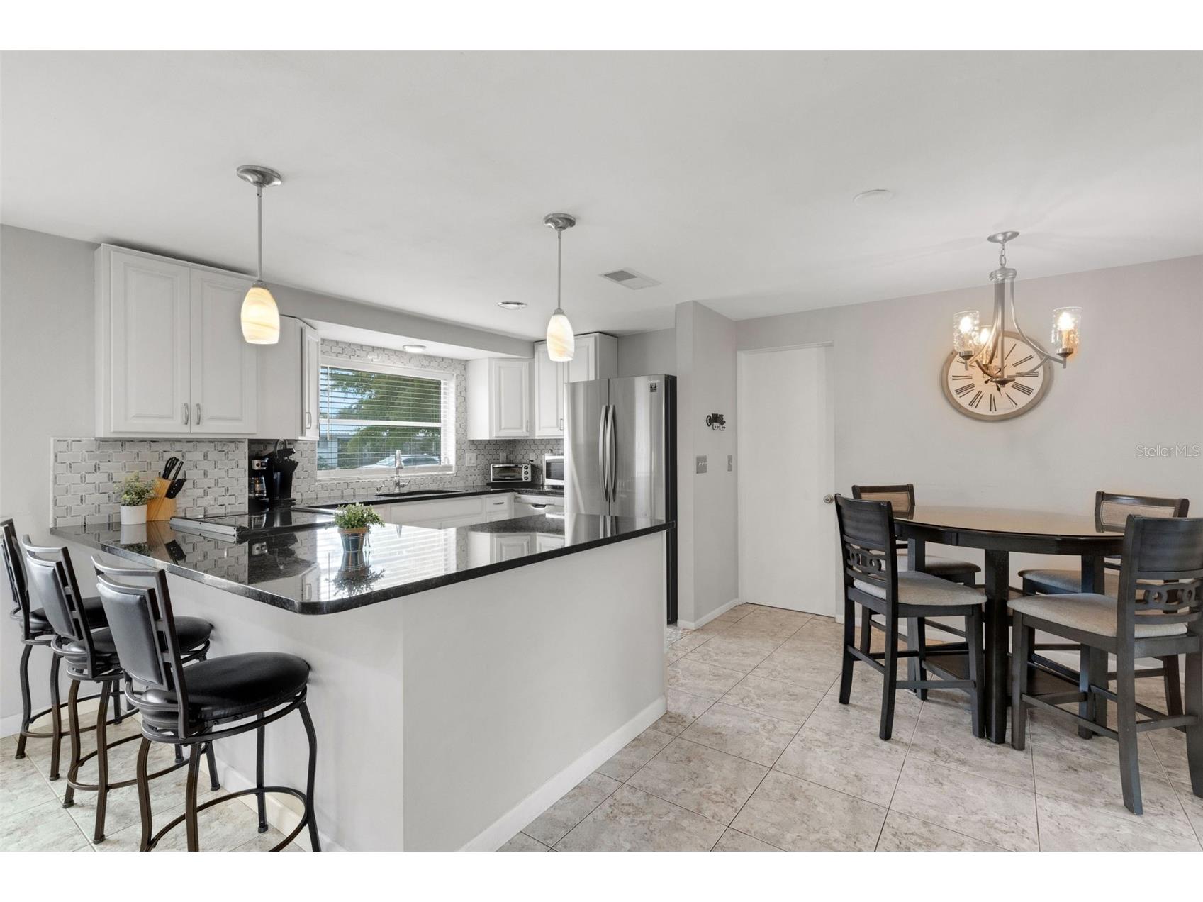 3174 Regatta Circle Sarasota FL 34231 A4689148 image8