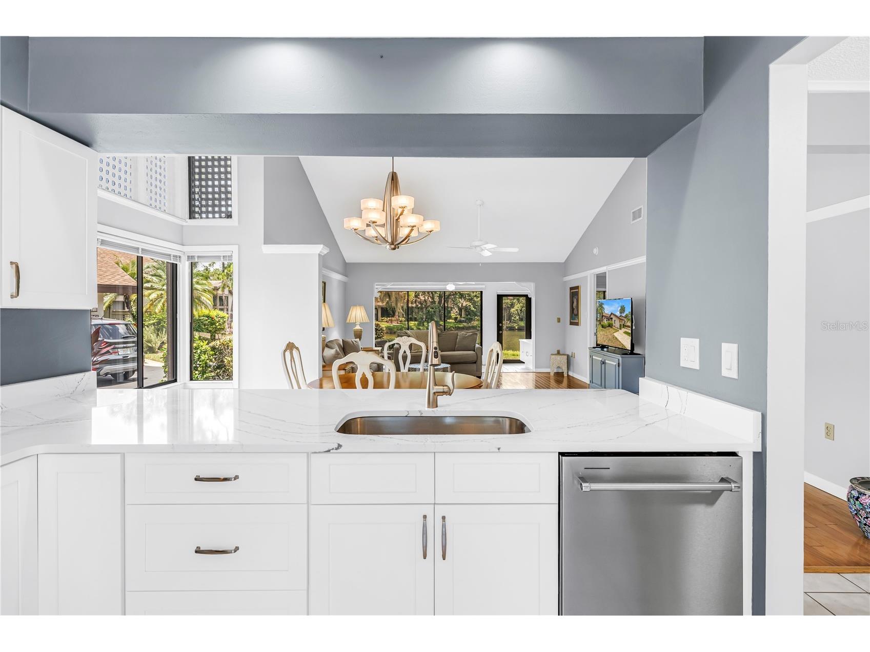 3174 Windrush #25 Sarasota FL 34235 TB8531019 image16