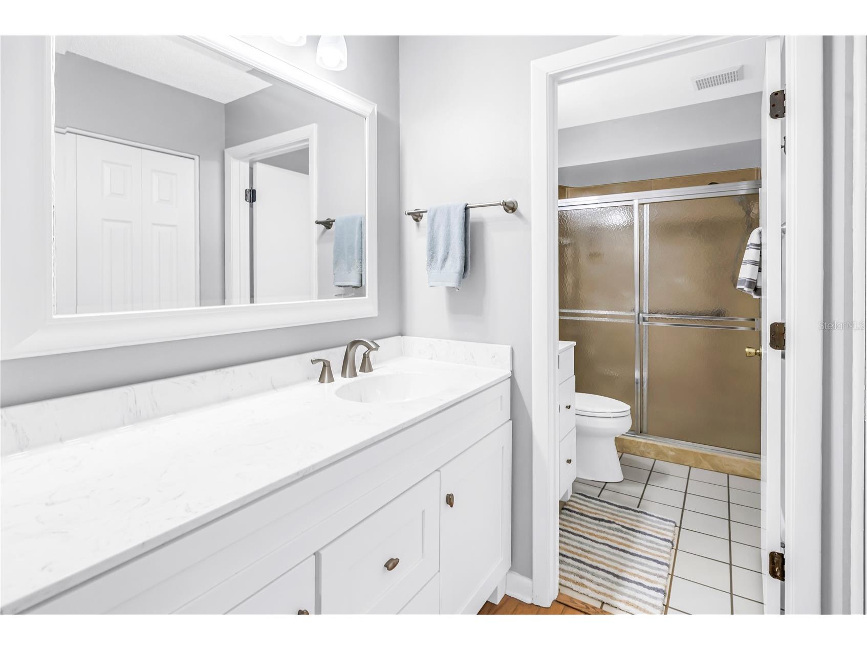 3174 Windrush #25 Sarasota FL 34235 TB8531019 image29