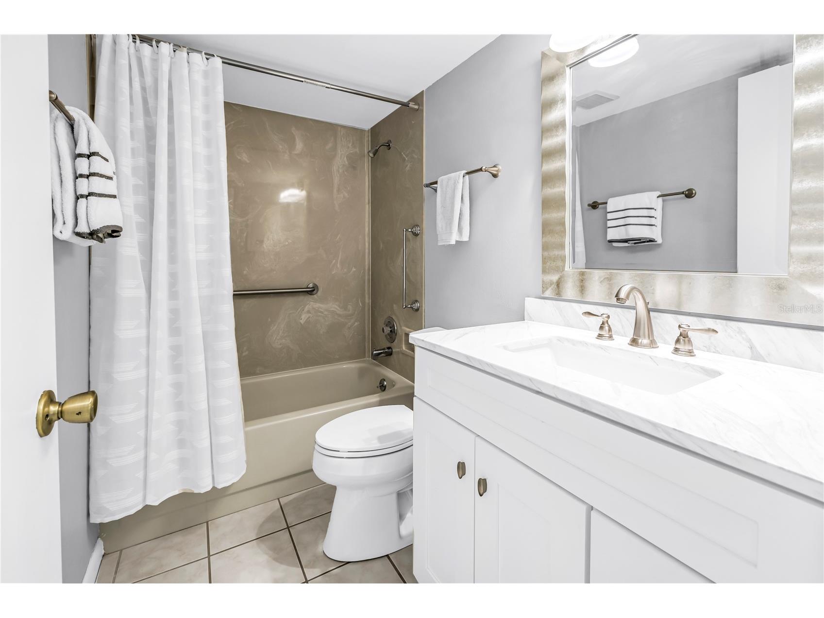 3174 Windrush #25 Sarasota FL 34235 TB8531019 image33