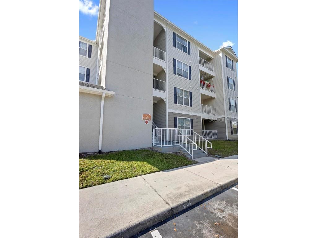 3176 Feltrim Place #402 Kissimmee FL 34747 O6166940 image1