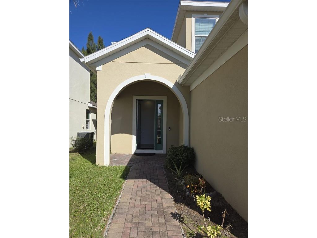 3177 Montserrat Place Kissimmee FL 34743 S5138815 image2