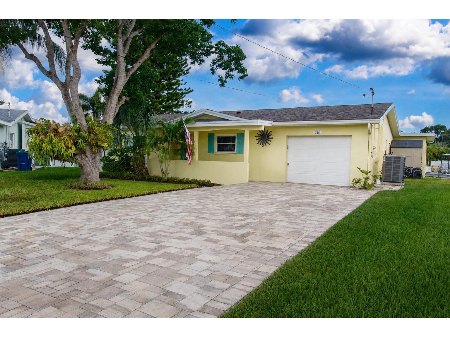 318 Circle Drive Palm Harbor FL 34683 TB8527358 image2