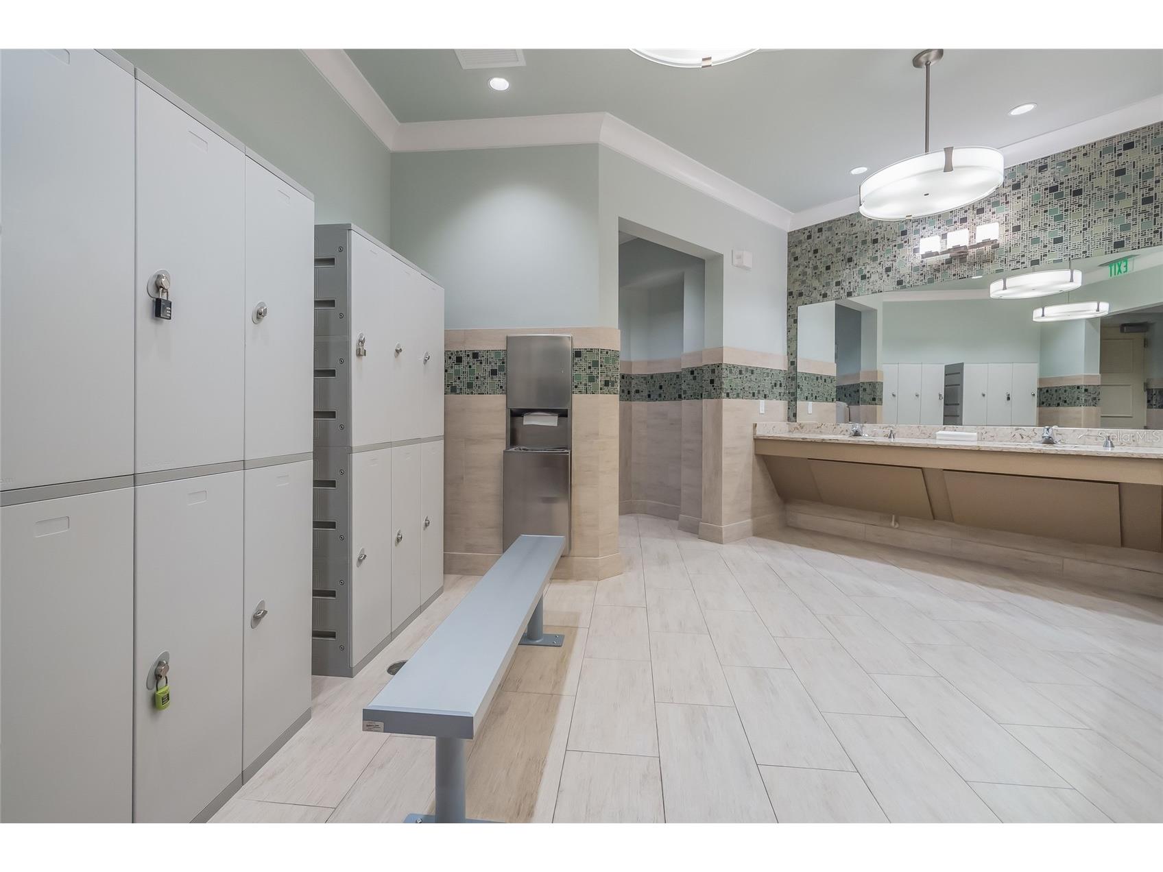 318 Compass Point Drive #202 Bradenton FL 34209 A4688460 image73