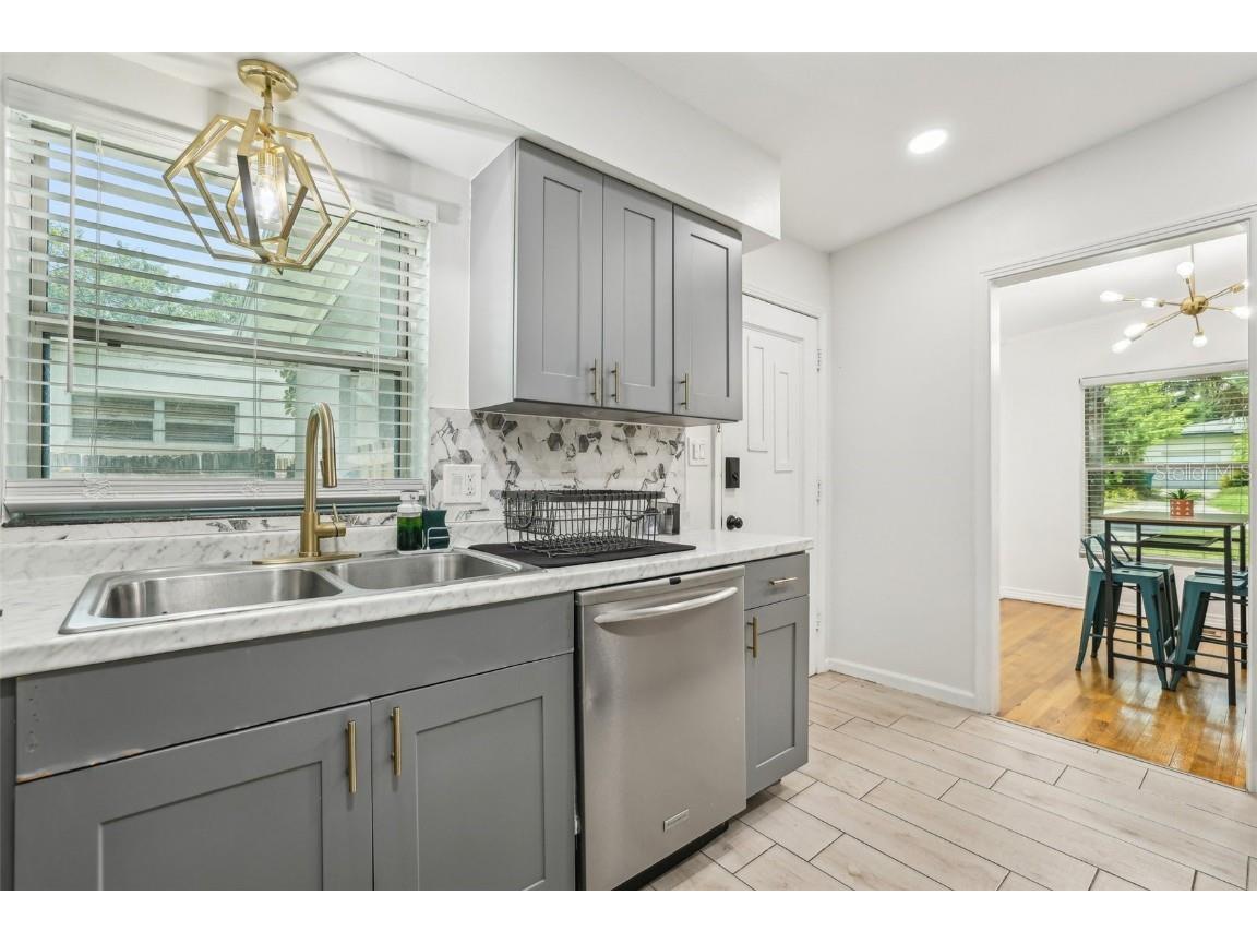 318 E Jersey Street Orlando FL 32806 O6306257 image19