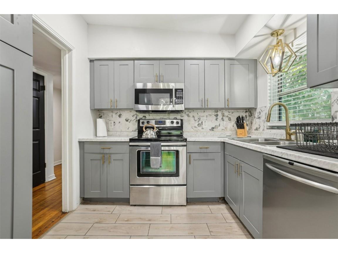 318 E Jersey Street Orlando FL 32806 O6306257 image20