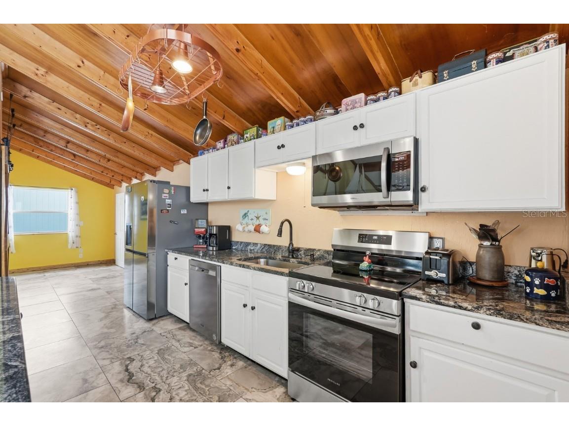 318 Eastwood Lane Daytona Beach FL 32118 V4946176 image14