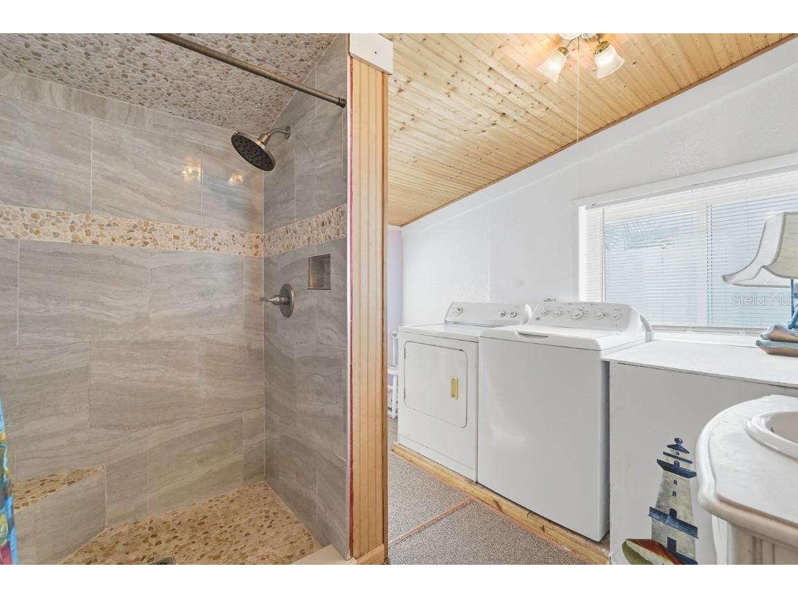 318 Eastwood Lane Daytona Beach FL 32118 V4946176 image26