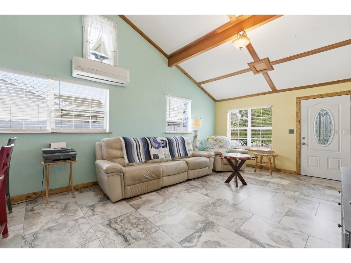 318 Eastwood Lane Daytona Beach FL 32118 V4946176 image8